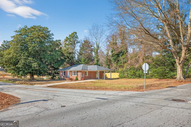 352 3rd Avenue, Winder, GA 30680