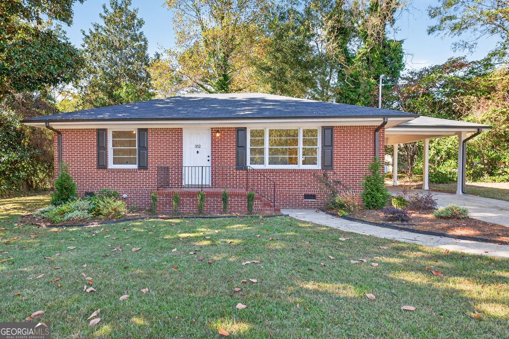 352 3rd Avenue, Winder, GA 30680