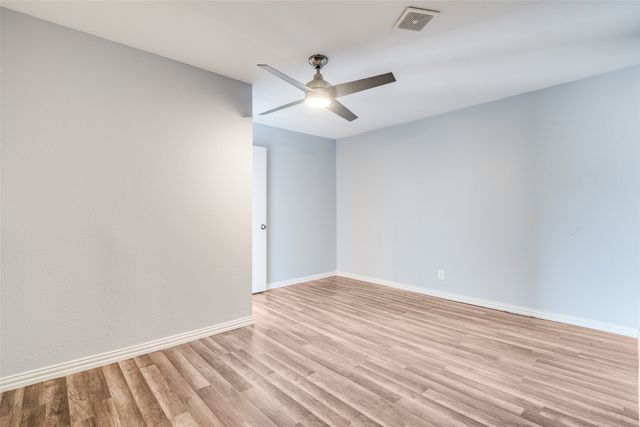 438 Yacht Club Drive F, Rockwall, TX 75032