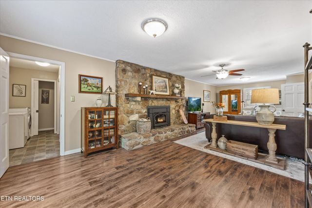 300 Corby Lane, Knoxville, TN 37934