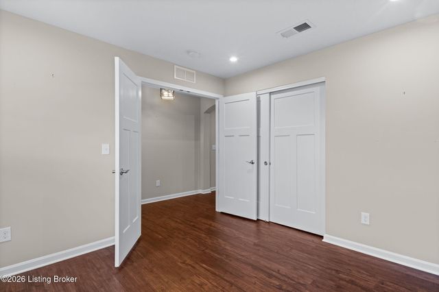 367 Copper Creek Dr, Mt Washington, KY 40047