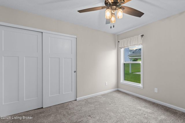 367 Copper Creek Dr, Mt Washington, KY 40047