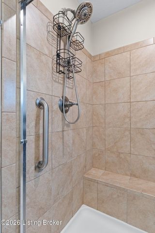 367 Copper Creek Dr, Mt Washington, KY 40047