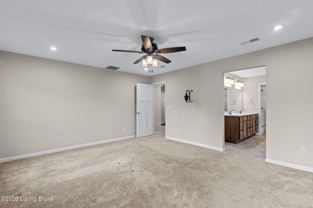 367 Copper Creek Dr, Mt Washington, KY 40047