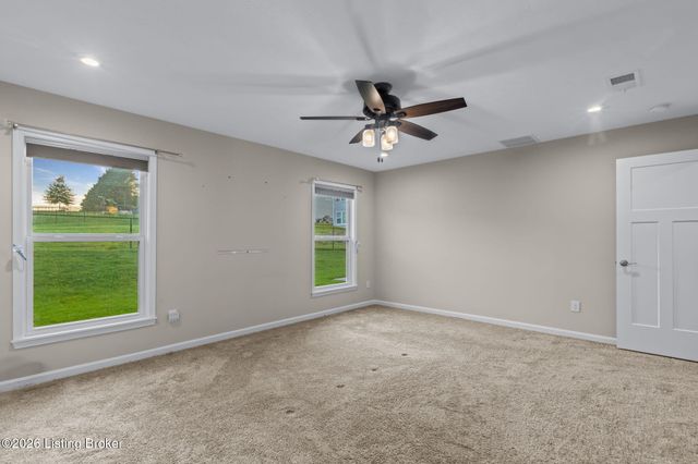 367 Copper Creek Dr, Mt Washington, KY 40047