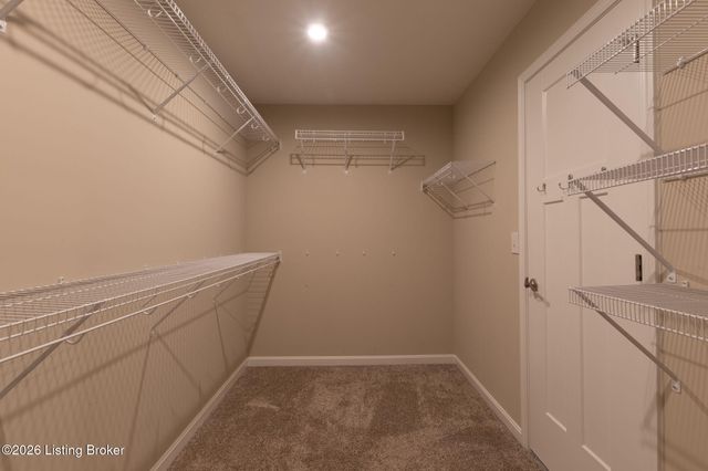 367 Copper Creek Dr, Mt Washington, KY 40047