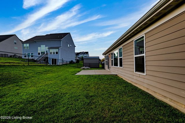 367 Copper Creek Dr, Mt Washington, KY 40047