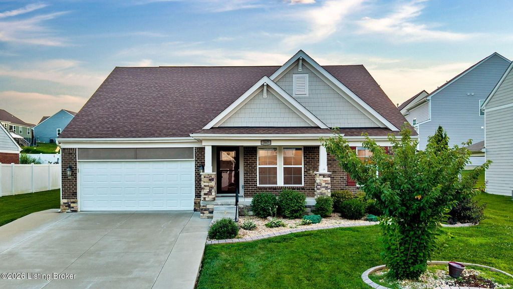 367 Copper Creek Dr, Mt Washington, KY 40047