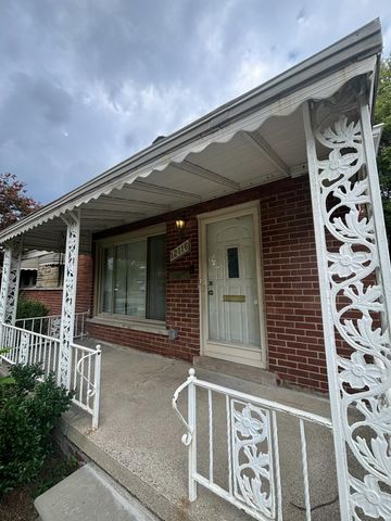 12116 Columbia Avenue, Redford Charter Twp, MI 48239