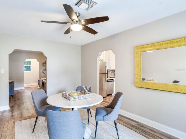 221 N CLEARVIEW AVENUE, Tampa, FL 33609