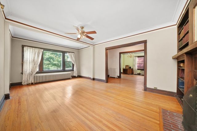 2127 W 107th Street, Chicago, IL 60643