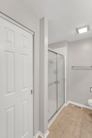 1028 Rockport Drive, Carol Stream, IL 60188