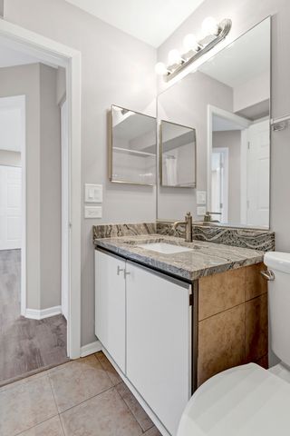 1028 Rockport Drive, Carol Stream, IL 60188