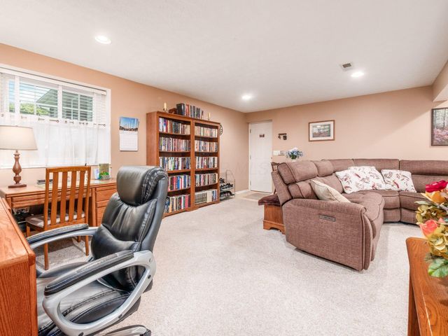 4804 Leybourne Drive, Hilliard, OH 43026