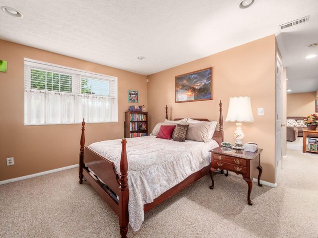 4804 Leybourne Drive, Hilliard, OH 43026