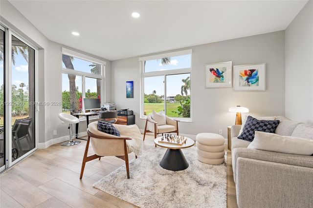 316 Spyglass Way, Jupiter, FL 33477