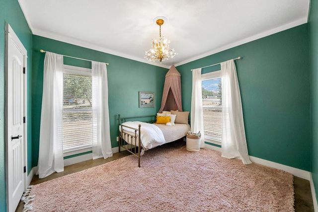 188 Mull Rd, Kerrville, TX 78028