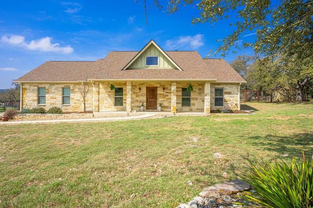 188 Mull Rd, Kerrville, TX 78028