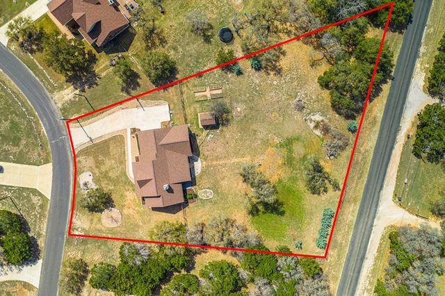 188 Mull Rd, Kerrville, TX 78028