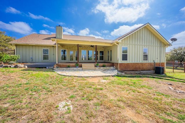 188 Mull Rd, Kerrville, TX 78028