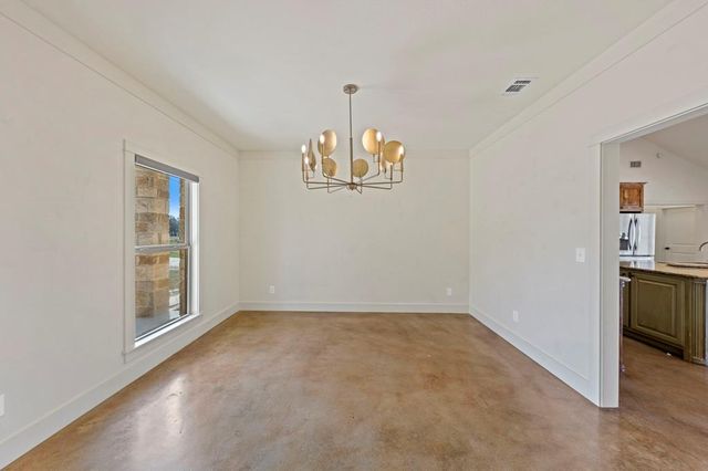 188 Mull Rd, Kerrville, TX 78028