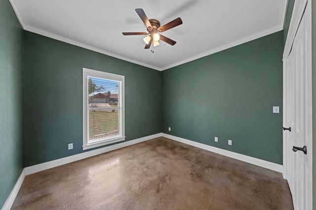 188 Mull Rd, Kerrville, TX 78028