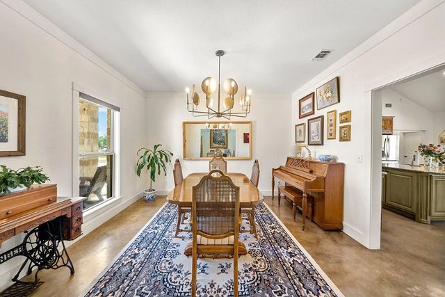 188 Mull Rd, Kerrville, TX 78028