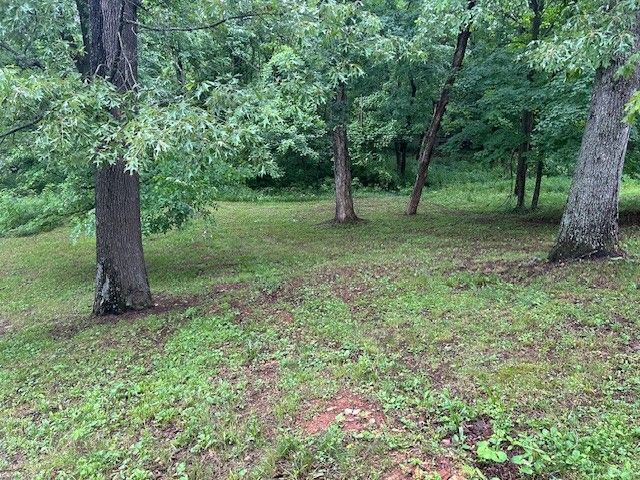 108 Meadowbrook Dr, Clarksville, TN 37042