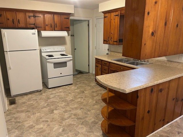 108 Meadowbrook Dr, Clarksville, TN 37042