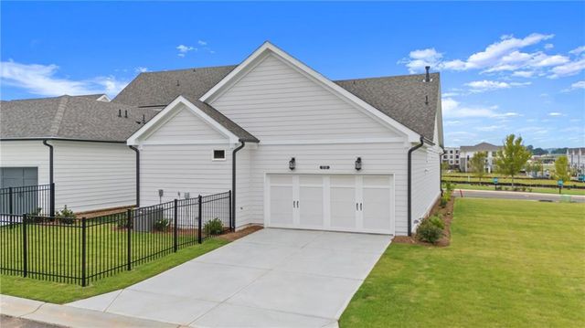 1052 Eastman Court, Hoschton, GA 30548