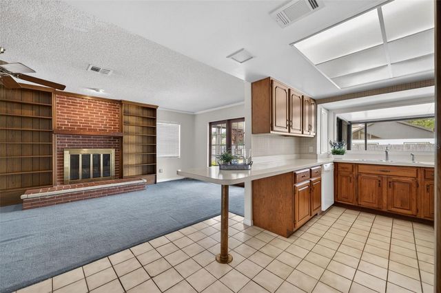 151 WHITE OAK CIRCLE, Maitland, FL 32751