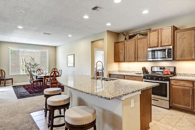 1601 Buffalo Brook Way NW, Albuquerque, NM 87120