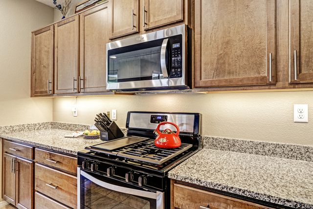 1601 Buffalo Brook Way NW, Albuquerque, NM 87120