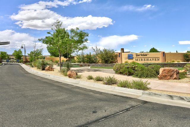 1601 Buffalo Brook Way NW, Albuquerque, NM 87120