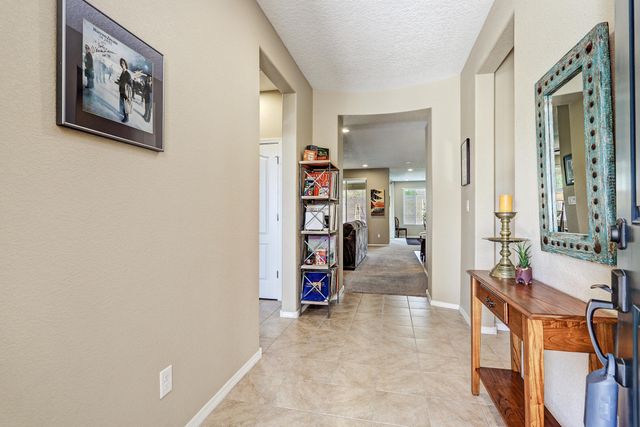 1601 Buffalo Brook Way NW, Albuquerque, NM 87120