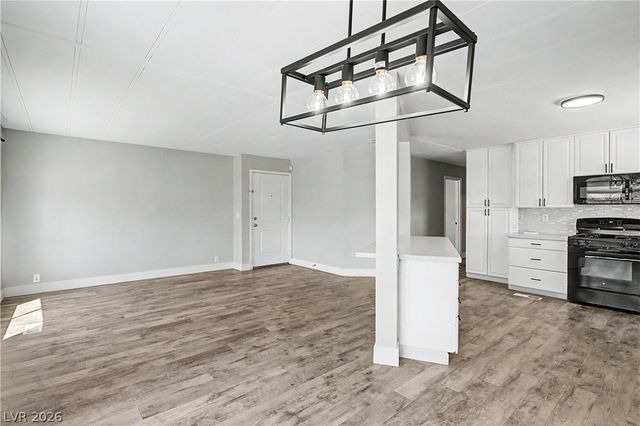 3650 Arbolado Drive, Las Vegas, NV 89121