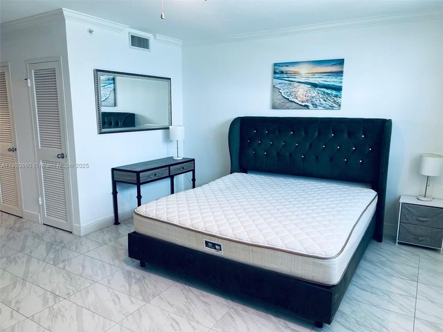 2501 S Ocean Dr 919, Hollywood, FL 33019