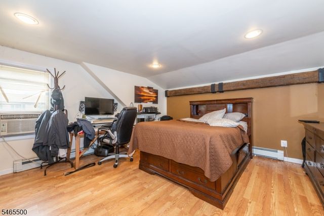 1 Alexander Ave, Wanaque Boro, NJ 07420