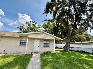 10812 HANNAWAY DRIVE E, Riverview, FL 33578