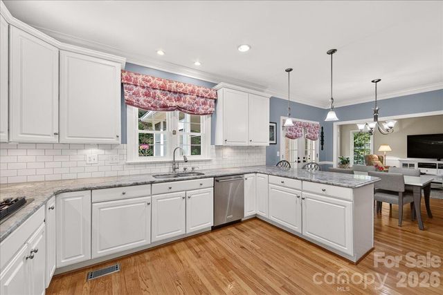 5919 Derry Hill Place, Charlotte, NC 28277