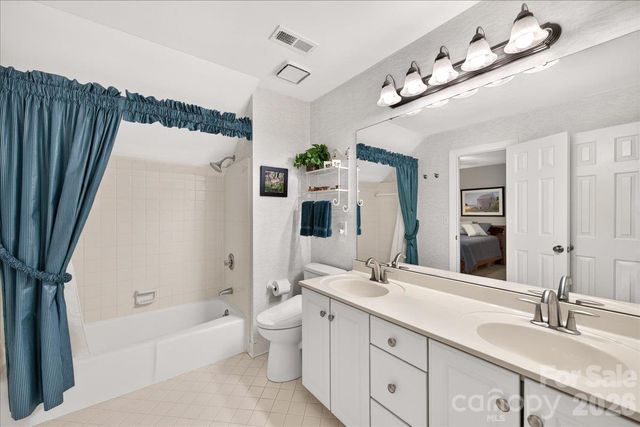 5919 Derry Hill Place, Charlotte, NC 28277