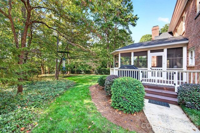 5919 Derry Hill Place, Charlotte, NC 28277