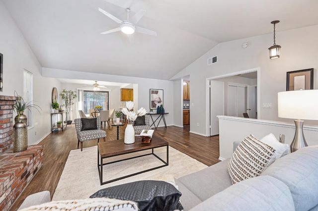 7452 Santa Susana Way, Fair Oaks, CA 95628