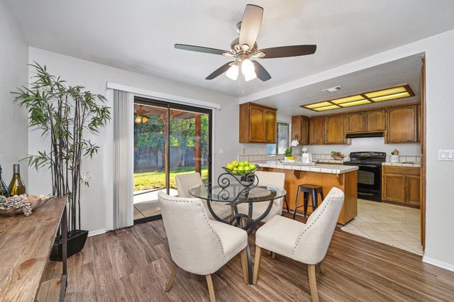 7452 Santa Susana Way, Fair Oaks, CA 95628