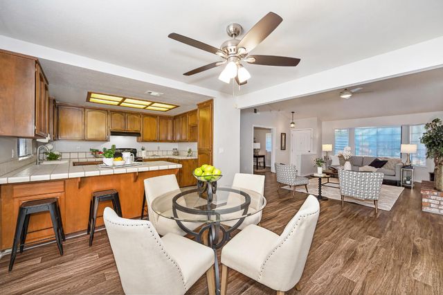 7452 Santa Susana Way, Fair Oaks, CA 95628