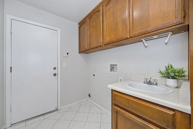 7452 Santa Susana Way, Fair Oaks, CA 95628