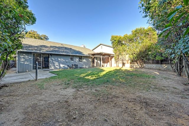 7452 Santa Susana Way, Fair Oaks, CA 95628