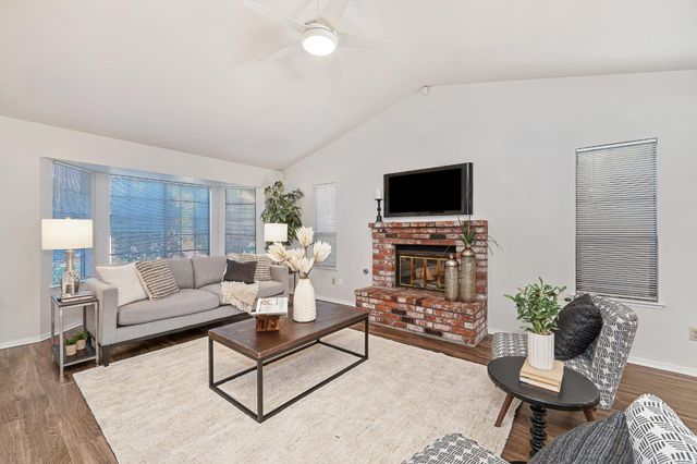 7452 Santa Susana Way, Fair Oaks, CA 95628