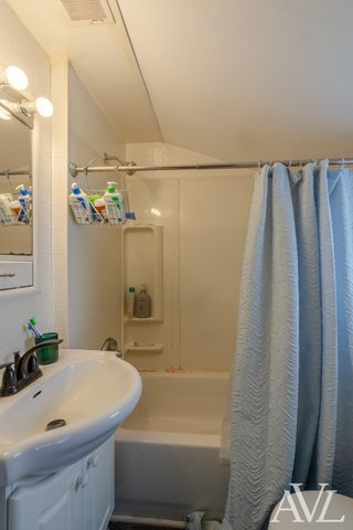 117 Deloney Avenue Sw, City Of Grand Rapids, MI 49504