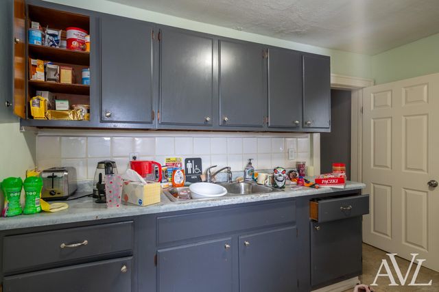 117 Deloney Avenue Sw, City Of Grand Rapids, MI 49504